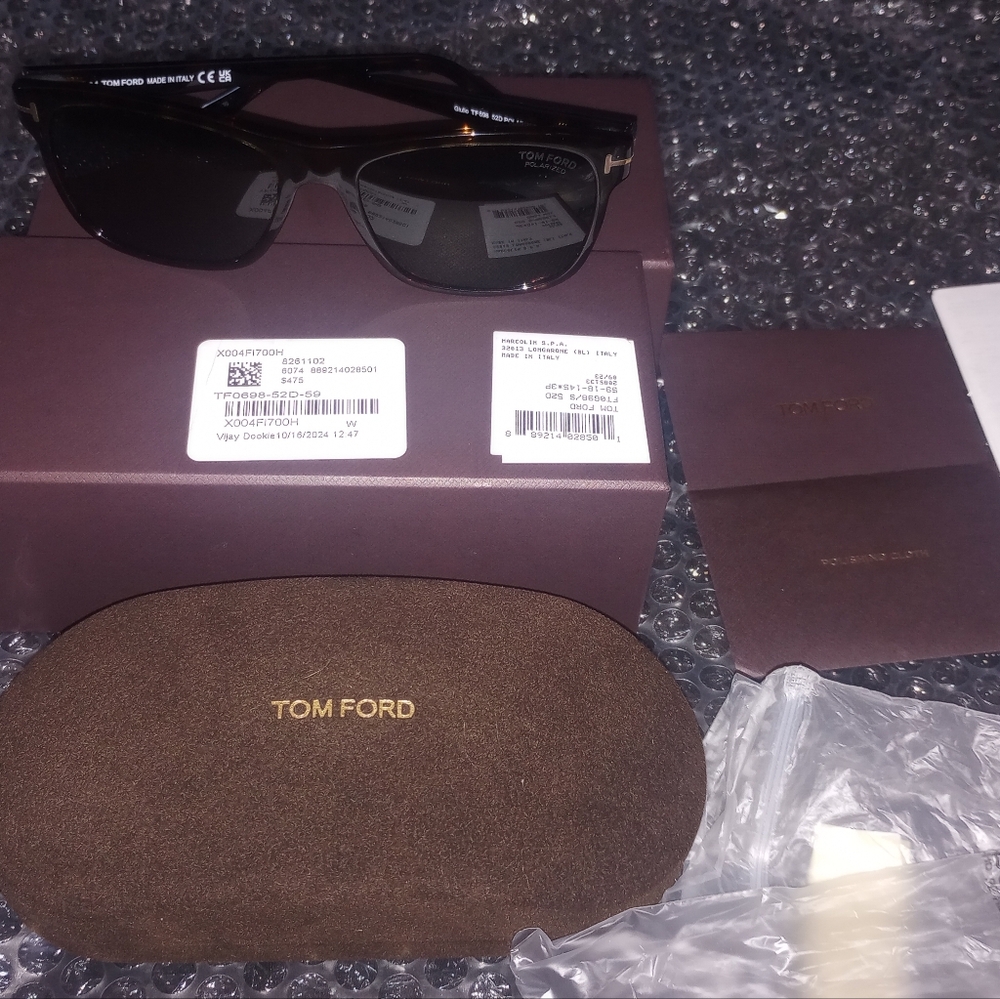 Tom Ford GIULIO (TF0698/S 52D-59) Unisex Adult Squared Polarized Sunglasses